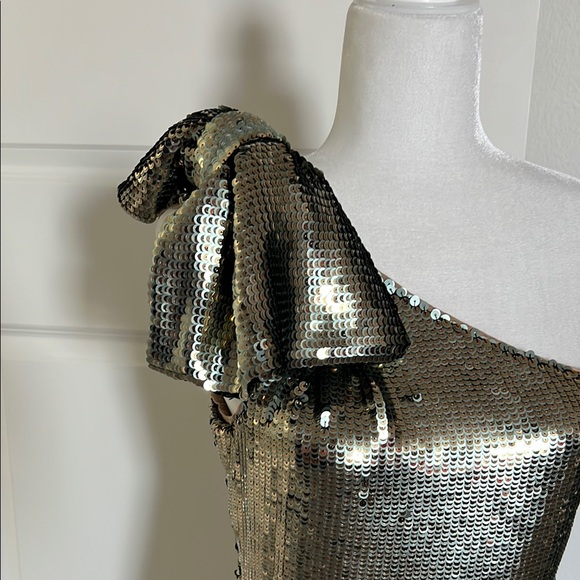 NWT Maeve from Anthropologie Gold Sequin Dress - 4 / 6 Petite - Picture 5 of 11